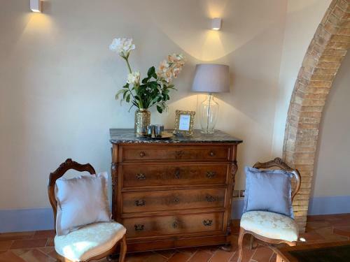Hotel Cordella In Montalcino Wine Resort