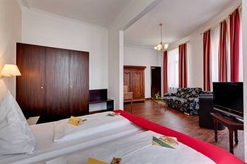 Hotel National