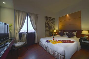 Gia Bao Grand Hotel