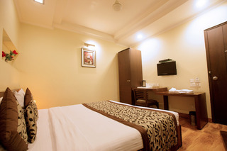 Hotel The Pearl - A Royal Residency