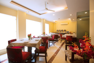 Hotel The Pearl - A Royal Residency