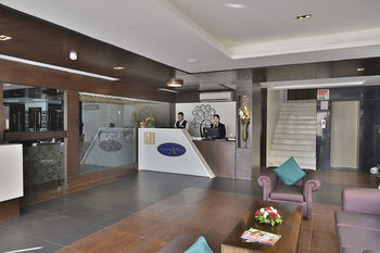 Hotel Genx Vadodara 1589