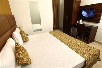 Hotel S&b East Inn