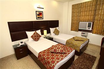 Hotel S&b East Inn