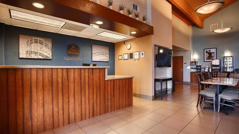 Hotel Best Western Valencia Inn