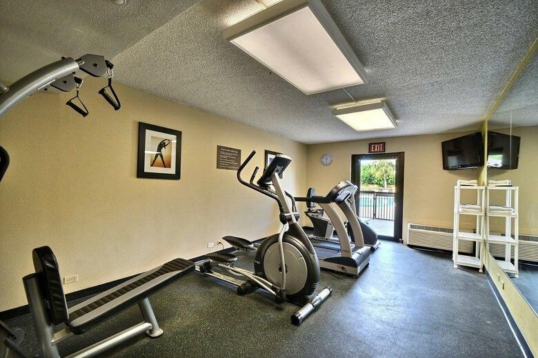 Hotel Comfort Inn & Suites