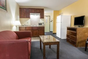 Hotel Quality Inn & Suites University