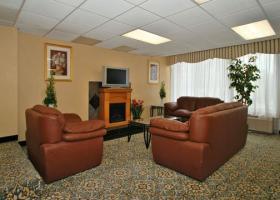 Hotel Quality Inn & Suites University