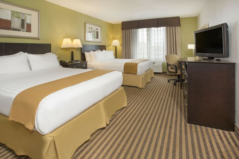 Holiday Inn Express Hotel & Suites Kalamazoo