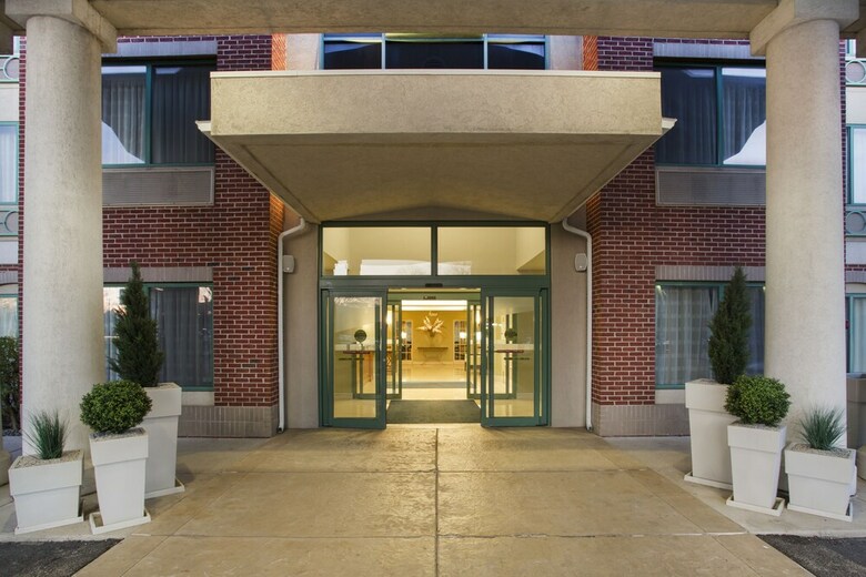 Holiday Inn Express Hotel & Suites Kalamazoo
