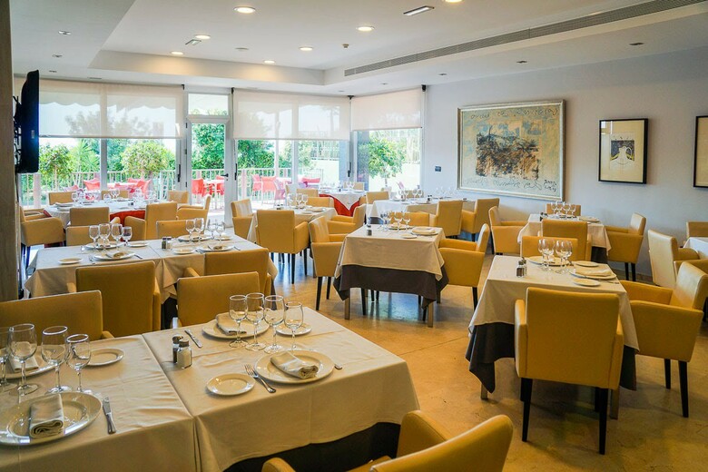 Hotel Sercotel Riscal
