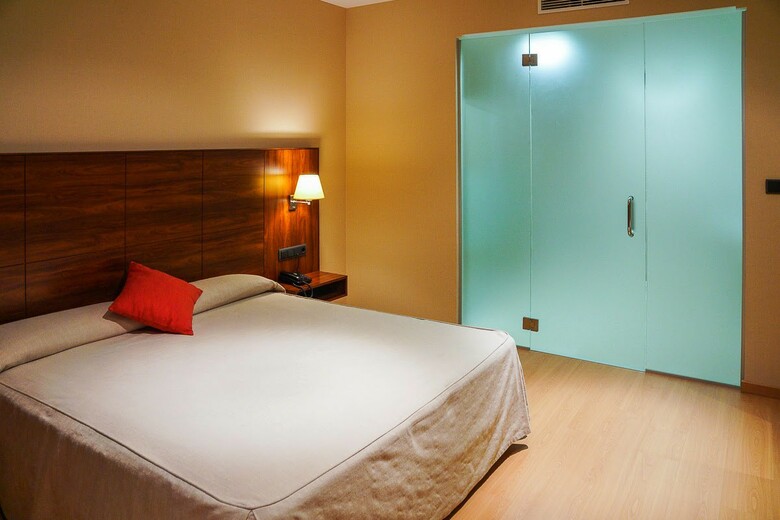 Hotel Sercotel Riscal