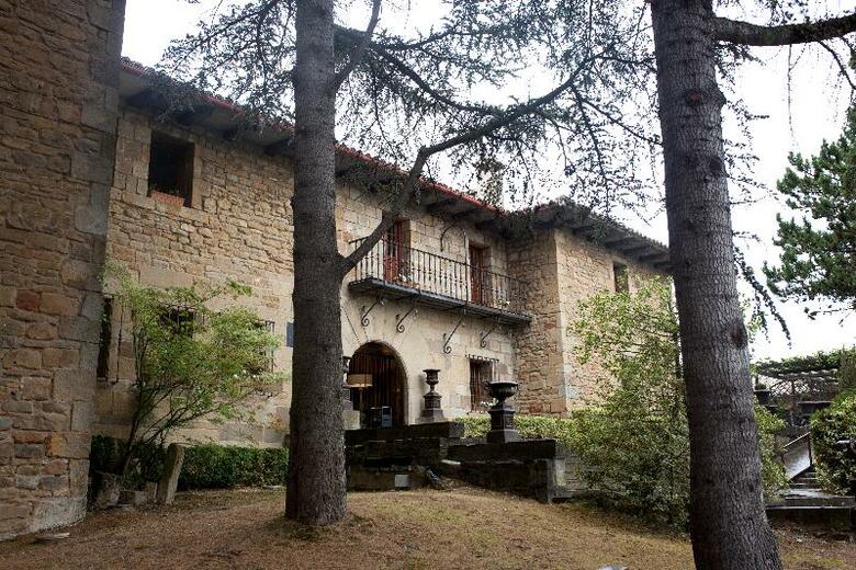 Pamplona El Toro Hotel & Spa