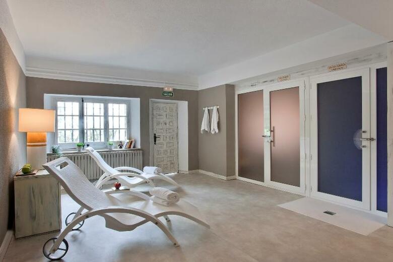 Pamplona El Toro Hotel & Spa