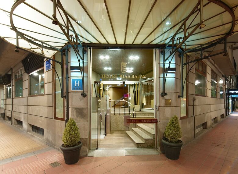 Hotel R�as Bajas