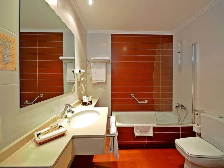 Hotel R�as Bajas