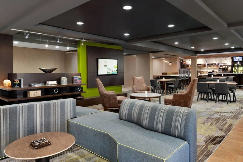 Hotel Courtyard By Marriott Tulsa Central
