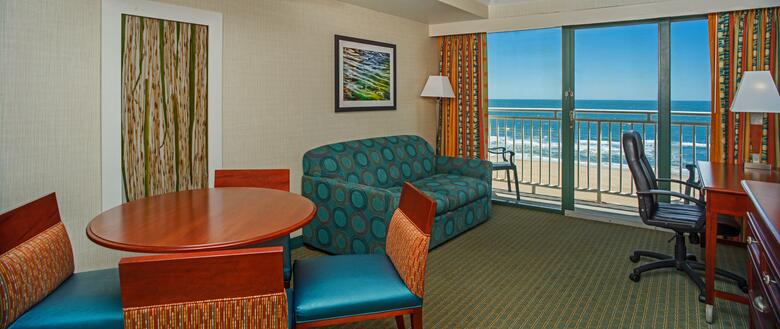 Holiday Inn Express Hotel & Suites Va Beach Oceanfront