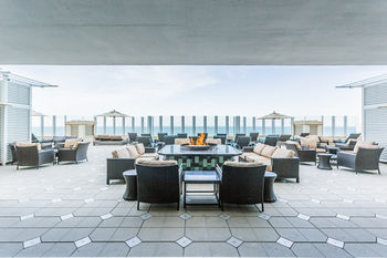 Oceanaire Resort Hotel
