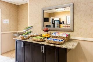 Suburban Extended Stay Hotel Quantico
