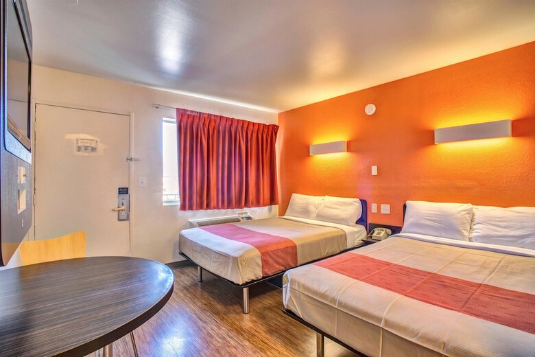 Motel 6 Murfreesboro