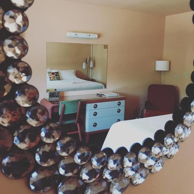 Holiday Music Motel