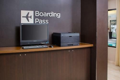 Hotel Courtyard By Marriott Richmond Airport
