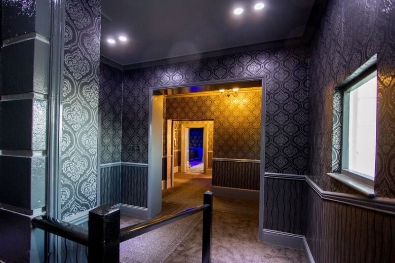 The Carlton Hotel