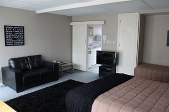 Diplomat Motel