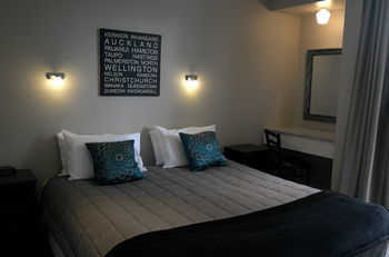 Diplomat Motel
