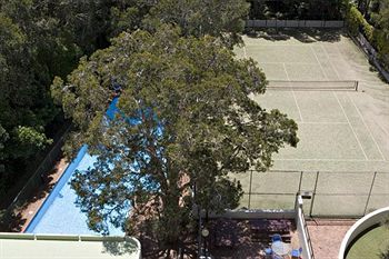 Pacific Towers Apartments
