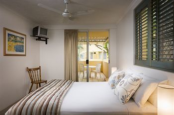 Hotel Breakfree Diamond Beach