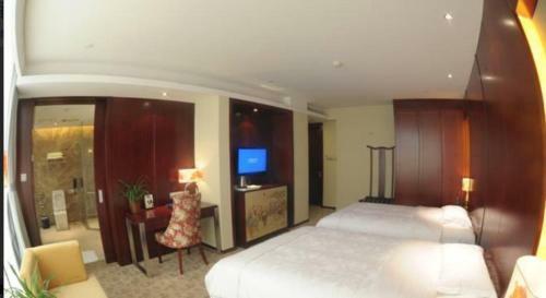 Dongfang Hotel