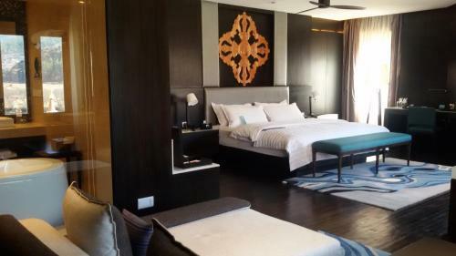 Hotel Le Meridien Paro Riverfront