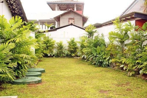 Villa Thotiya