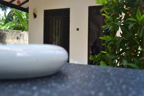 Posada Midigama Holiday Inn