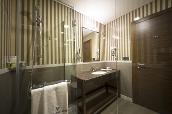 Hotel Urban Central Suites - Beirut