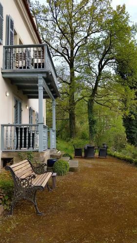 Apartamento Villa Im Park Wachwitzgrund