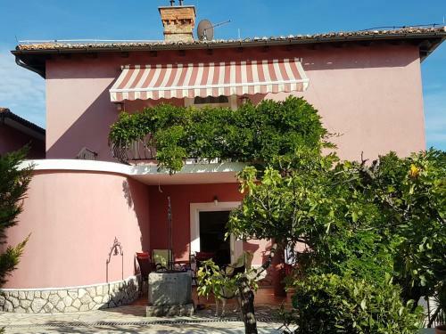 Apartments Villa Dora