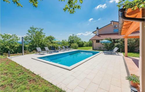 Holiday Home Pazin 07
