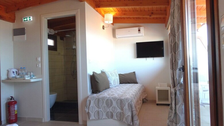 Hostal Athos Guest House-pansion