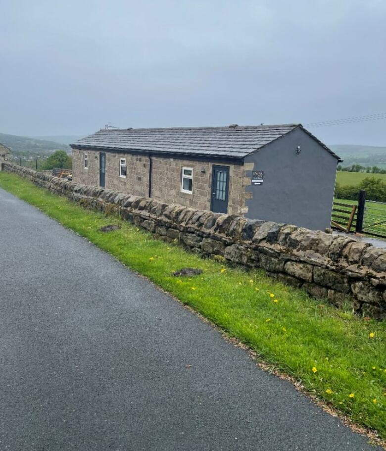 Bed & Breakfast Chevin End Guest House