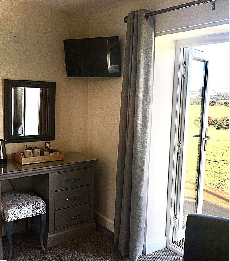 Bed & Breakfast Chevin End Guest House