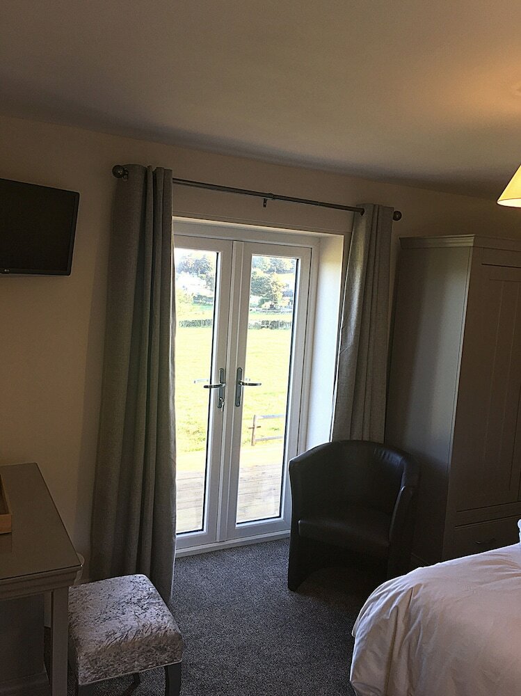 Bed & Breakfast Chevin End Guest House
