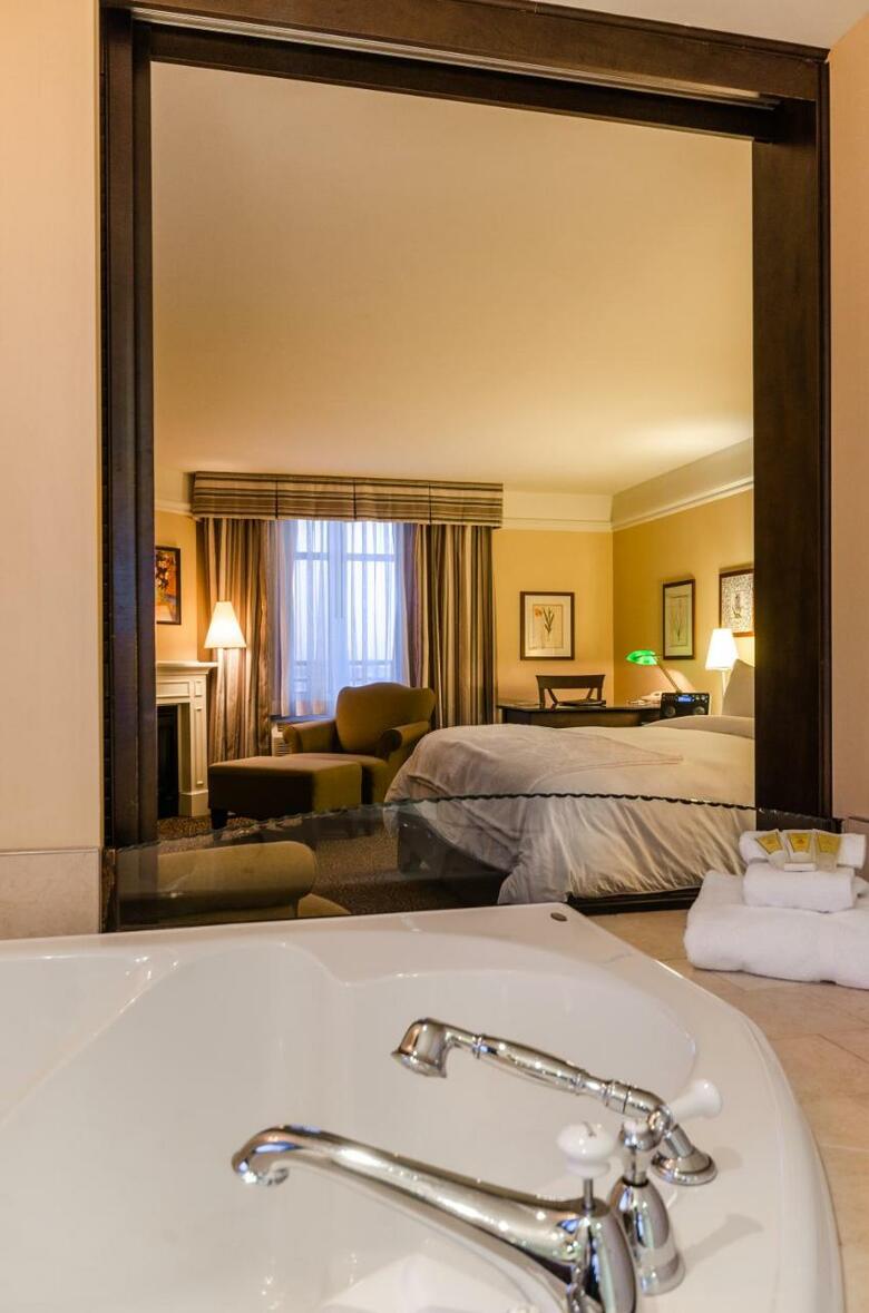 Le St-martin Hotel & Suites (.)