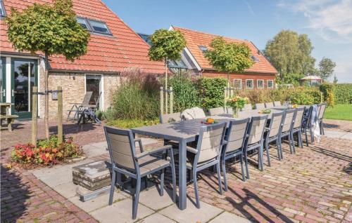 Holiday Home De Turfhoeke 04