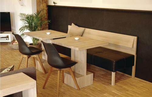 Holiday Home De Turfhoeke 04