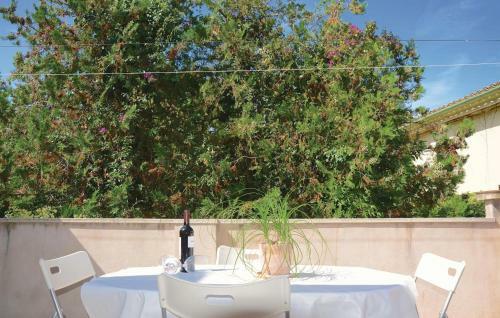 Holiday Home Soller With A Fireplace 09
