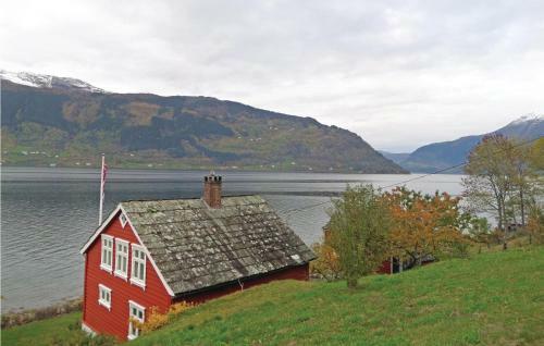 Holiday Home Kinsarvik With A Fireplace 06