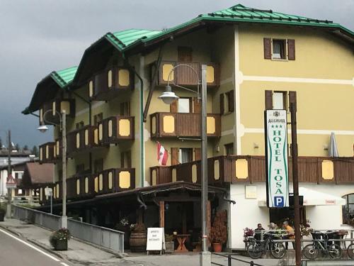 Apartamento Dolomiti Di Brenta House